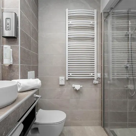 Hunguest Béke Hotel 4*