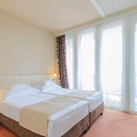 Hunguest Beke 호텔 4*