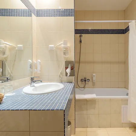 Отель Hunguest Beke 4*